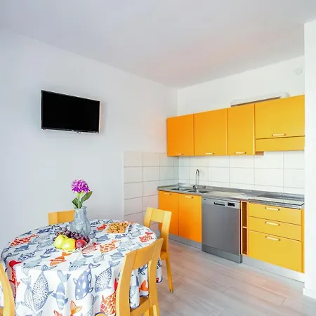 Ca' Nemo E Ca' Re Poseidon Apartment *