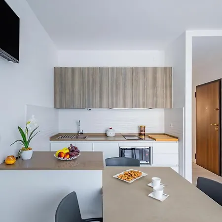 Ca' Nemo E Ca' Re Poseidon Apartment *