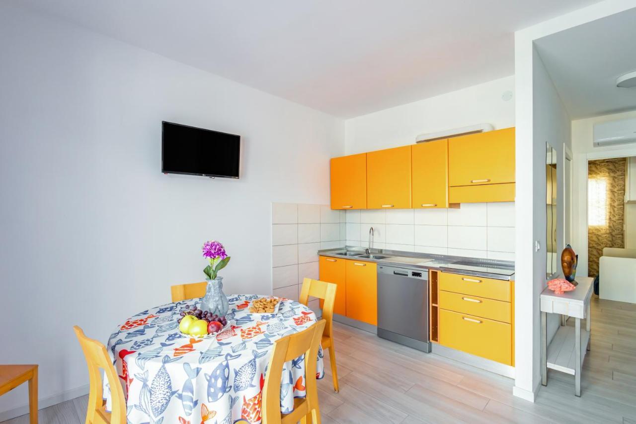 Ca' Nemo E Ca' Re Poseidon Apartment *